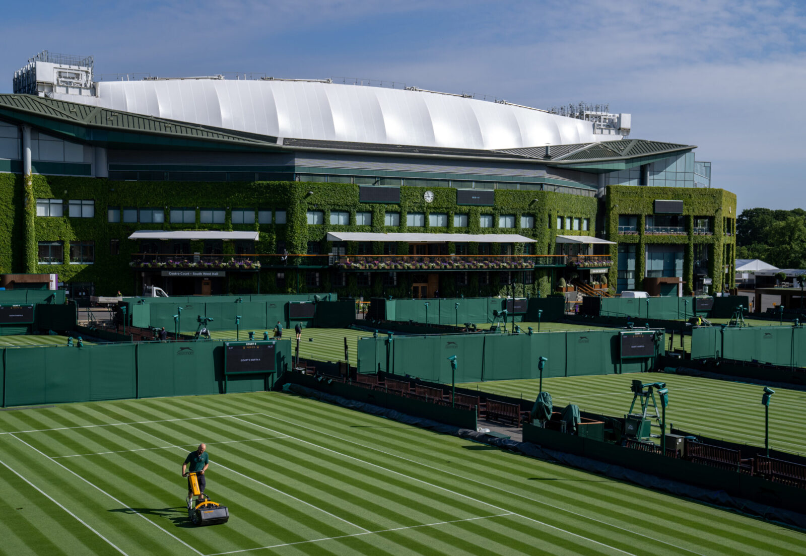 2078393 scaled - Wimbledon Championship Experience London