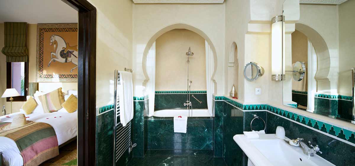 31 Superior Suite bathroom Kasbah Tamadot - KASBAH TAMADOT
