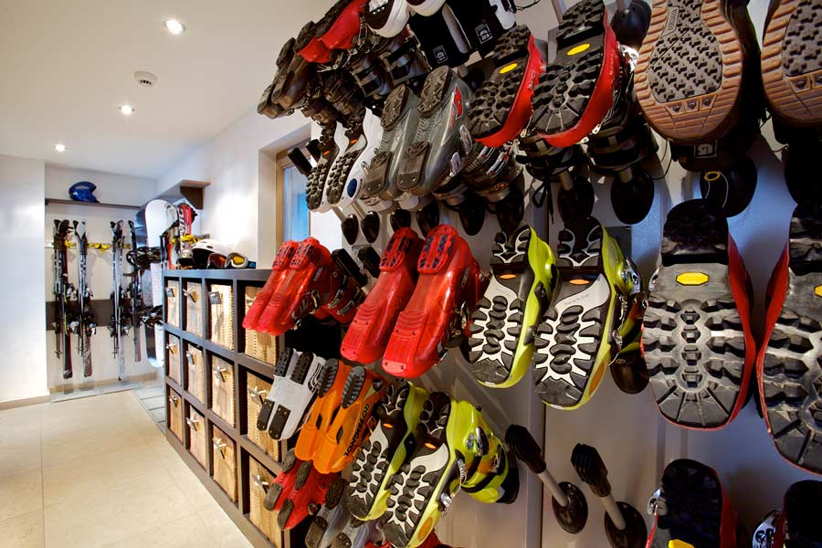 the lodge boot room - THE LODGE