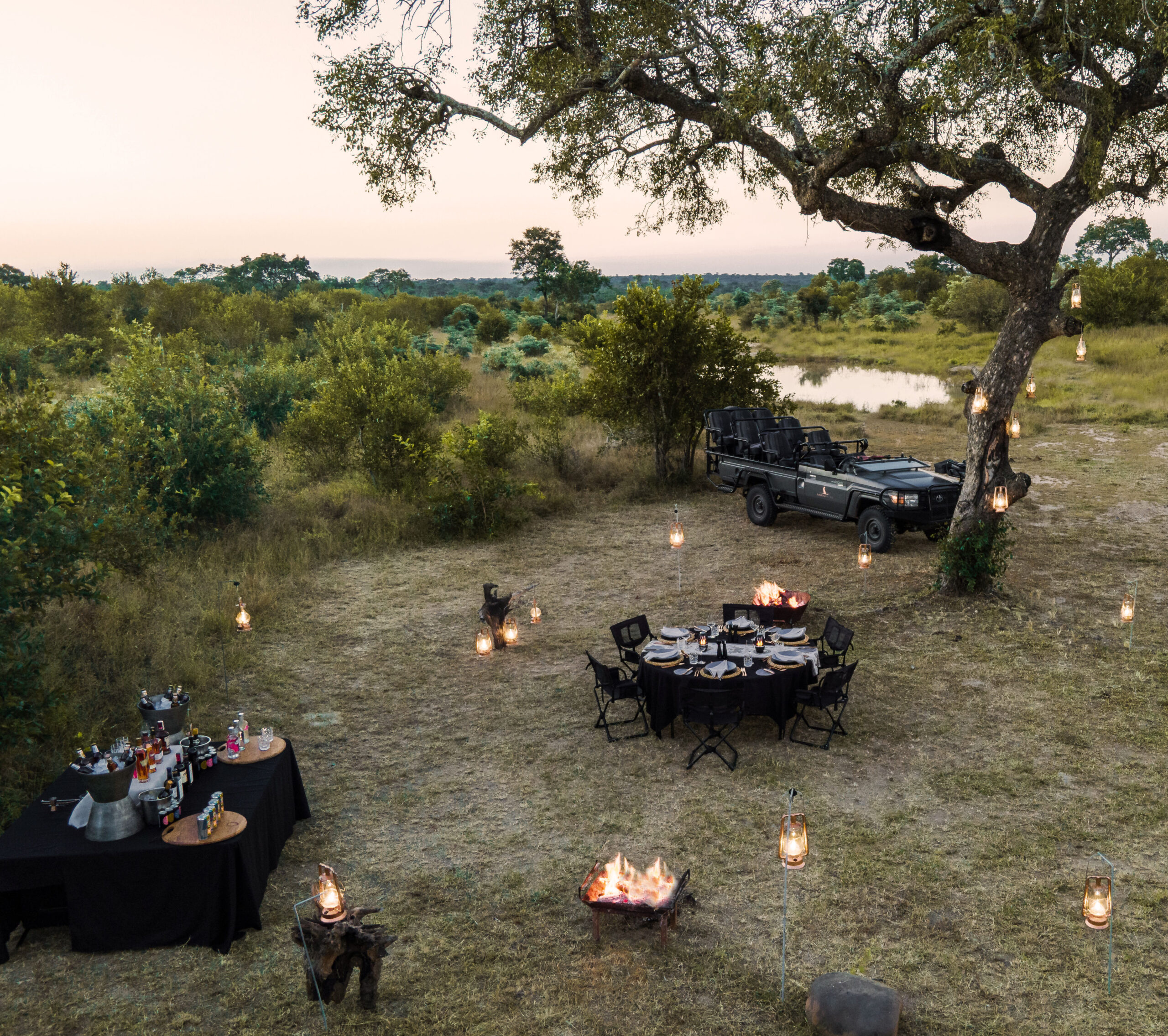 Outdoor Bushveld Dining 14 scaled - CHEETAH PLAINS