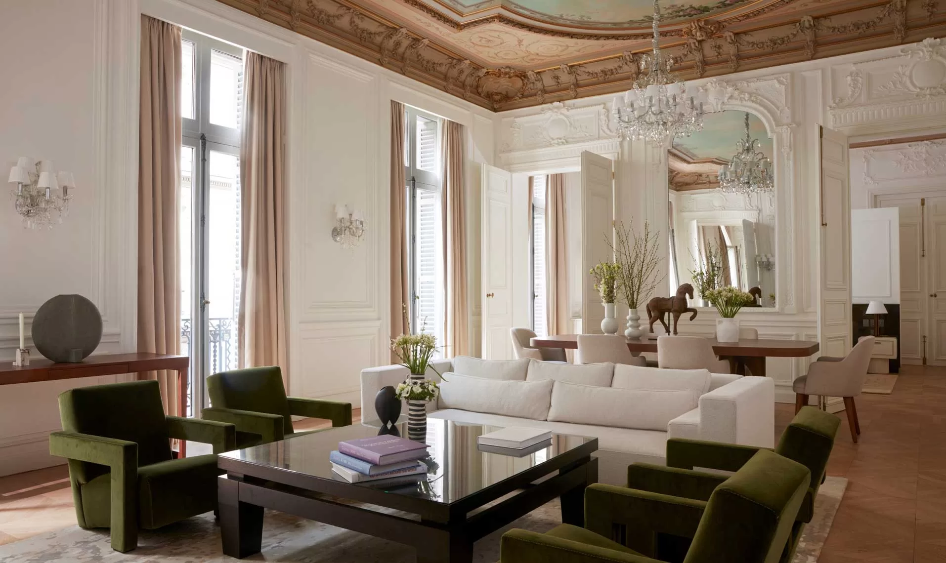 Best Luxury Hotel Suites in Paris | Maison Delano, Ritz Paris, Le Meurice & More